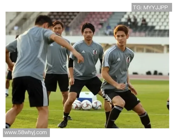 日本足球球星训练秘籍揭秘 力量速度技巧全面提升的训练方法